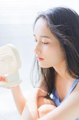 法国色情巜教室做爰3